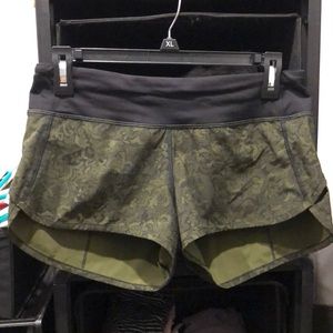 Lululemon Speed Shorts - rare print